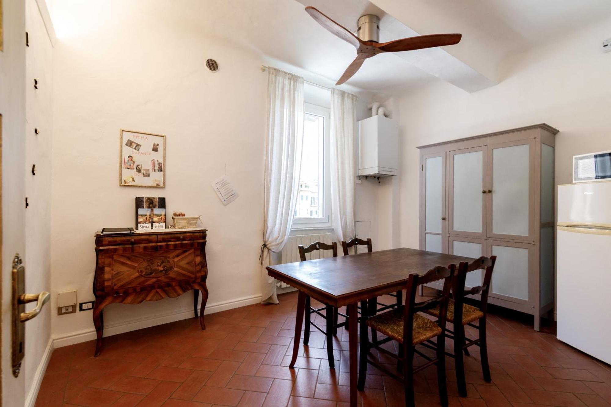 Apartamento Charme Centro Storico Siena Exterior foto