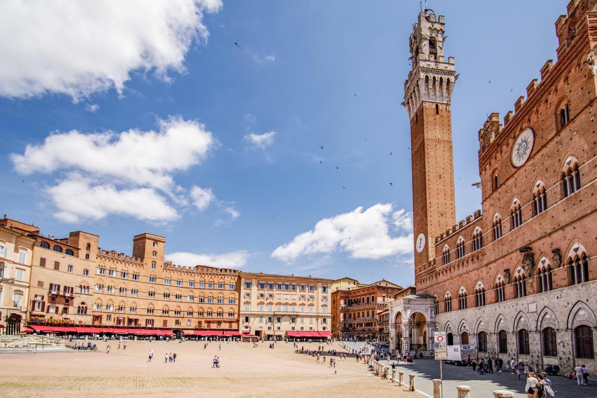 Apartamento Charme Centro Storico Siena Exterior foto