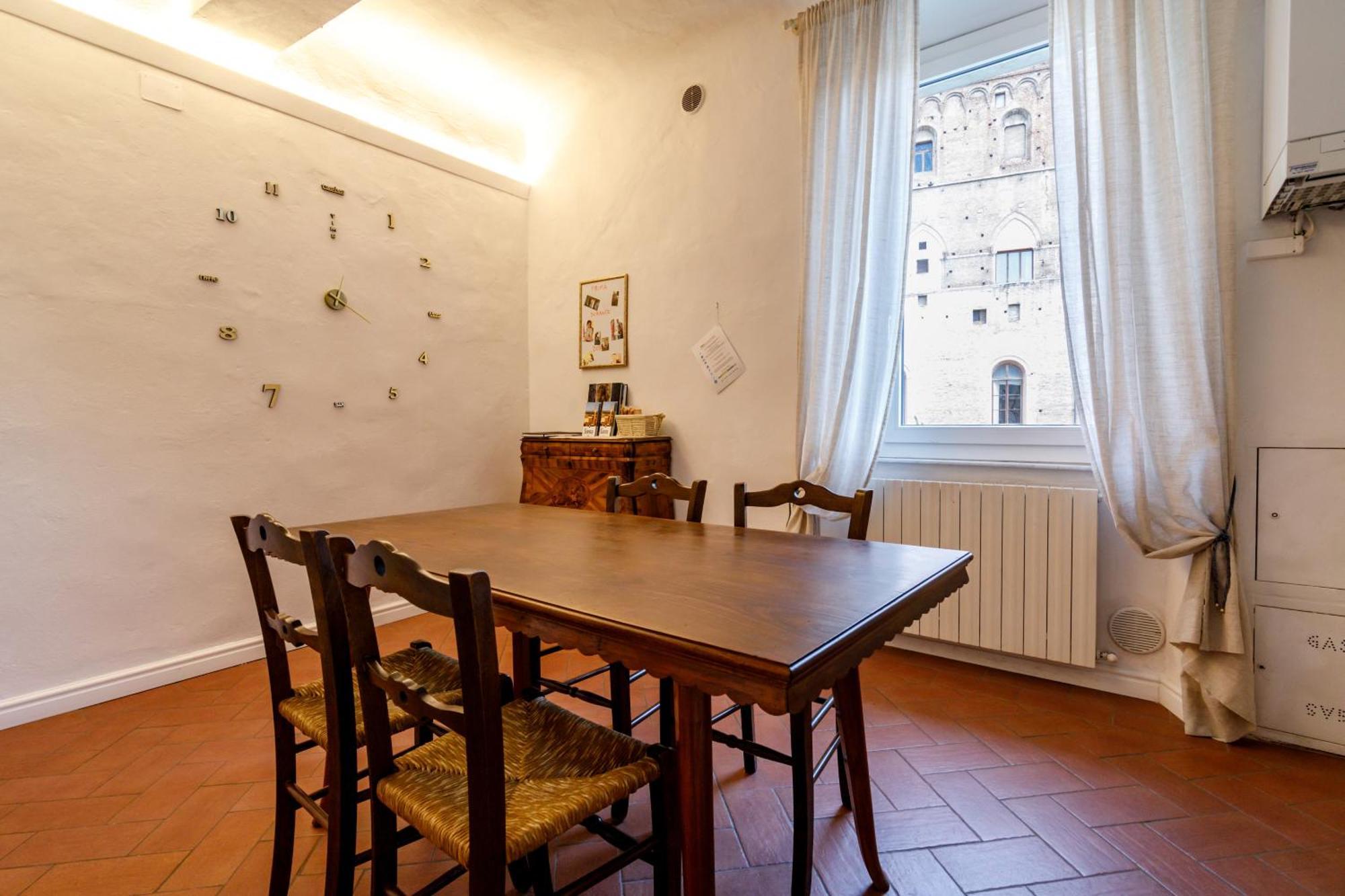 Apartamento Charme Centro Storico Siena Exterior foto