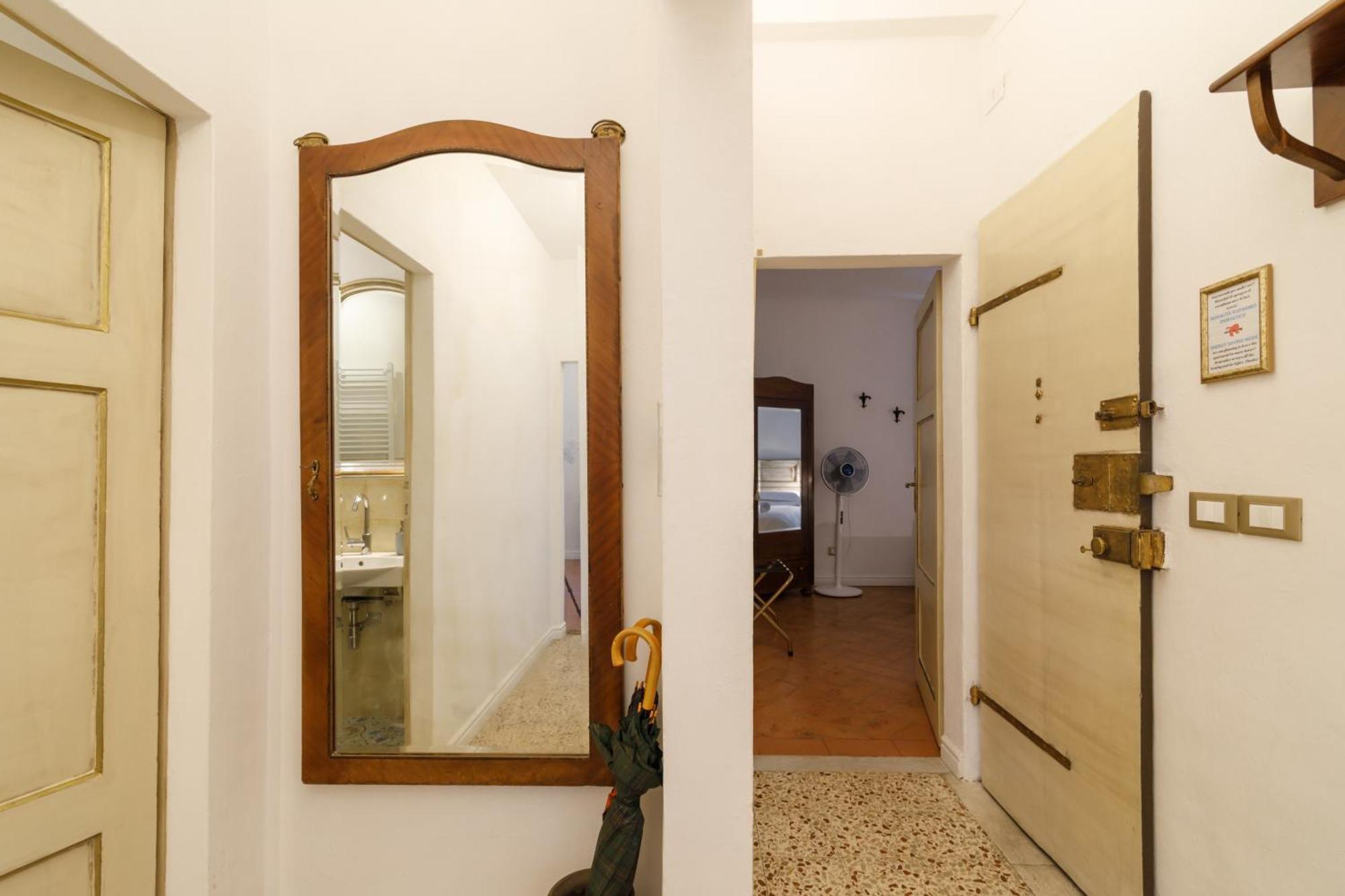 Apartamento Charme Centro Storico Siena Exterior foto